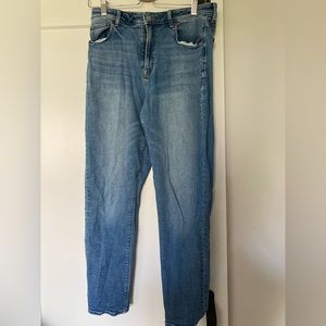 American Eagle - Mom Jeans - Size 8